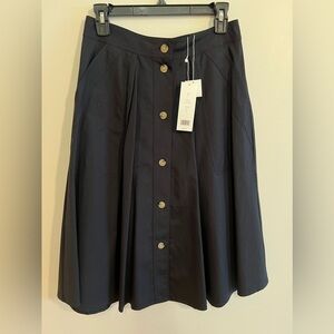 Vince navy blue cotton skirt with buttons, size small